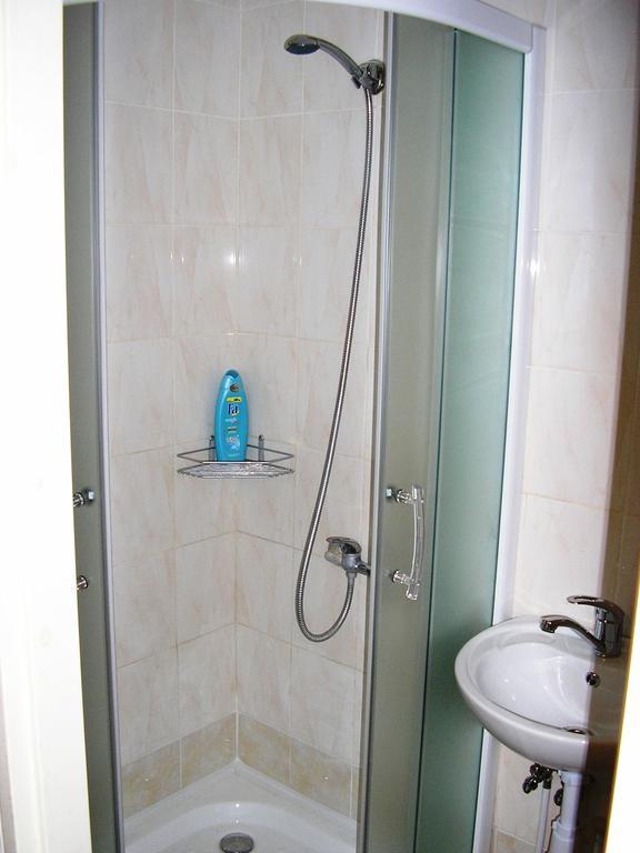 Kagu Hostel Voru Ngoại thất bức ảnh